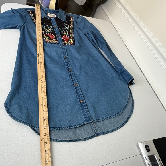 Anthropologie Holding Horses Denim Embroidered Shirt Women's Size 0 Western Boho - Picture 7 of 11